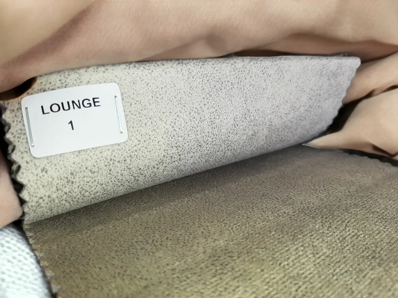 LOUNGE 1