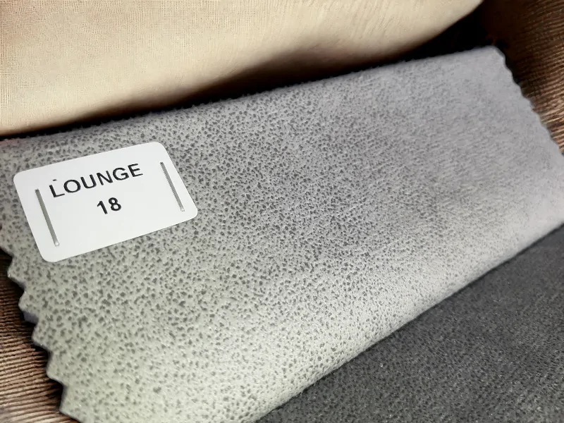LOUNGE 18
