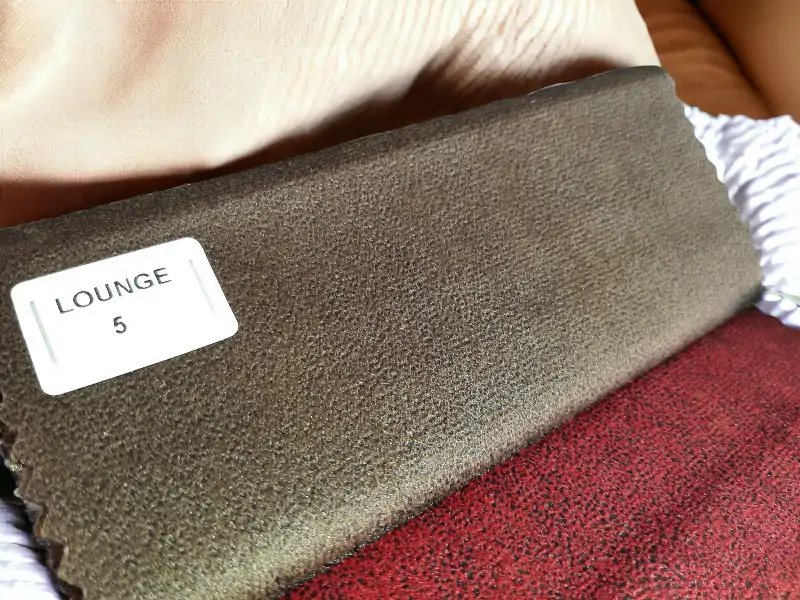 LOUNGE 5